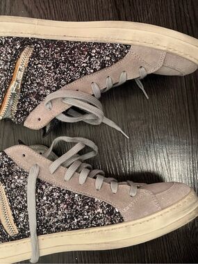 P448 Skate glitter high-top sneakers in a grey or silver melange colorway